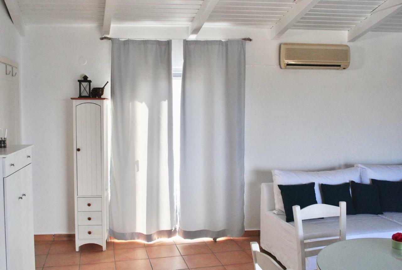 Livas Apartment Ierápetra エクステリア 写真